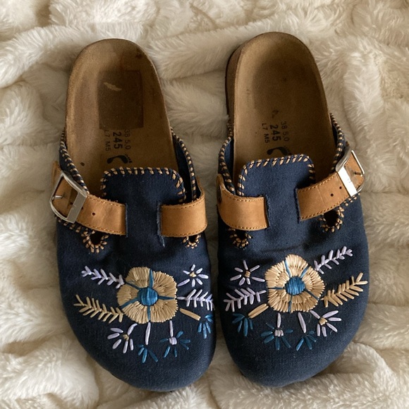 Blue floral embroidered Birkenstock clogs 38 - Picture 2 of 16